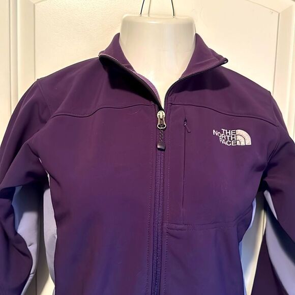 North Face Jacket - Picture 1 of 12
